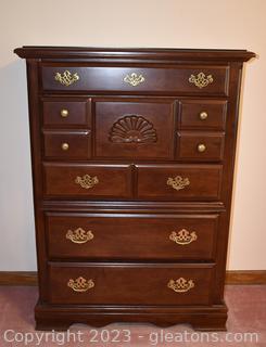Traditional Five Drawer Chest [Upstairs]